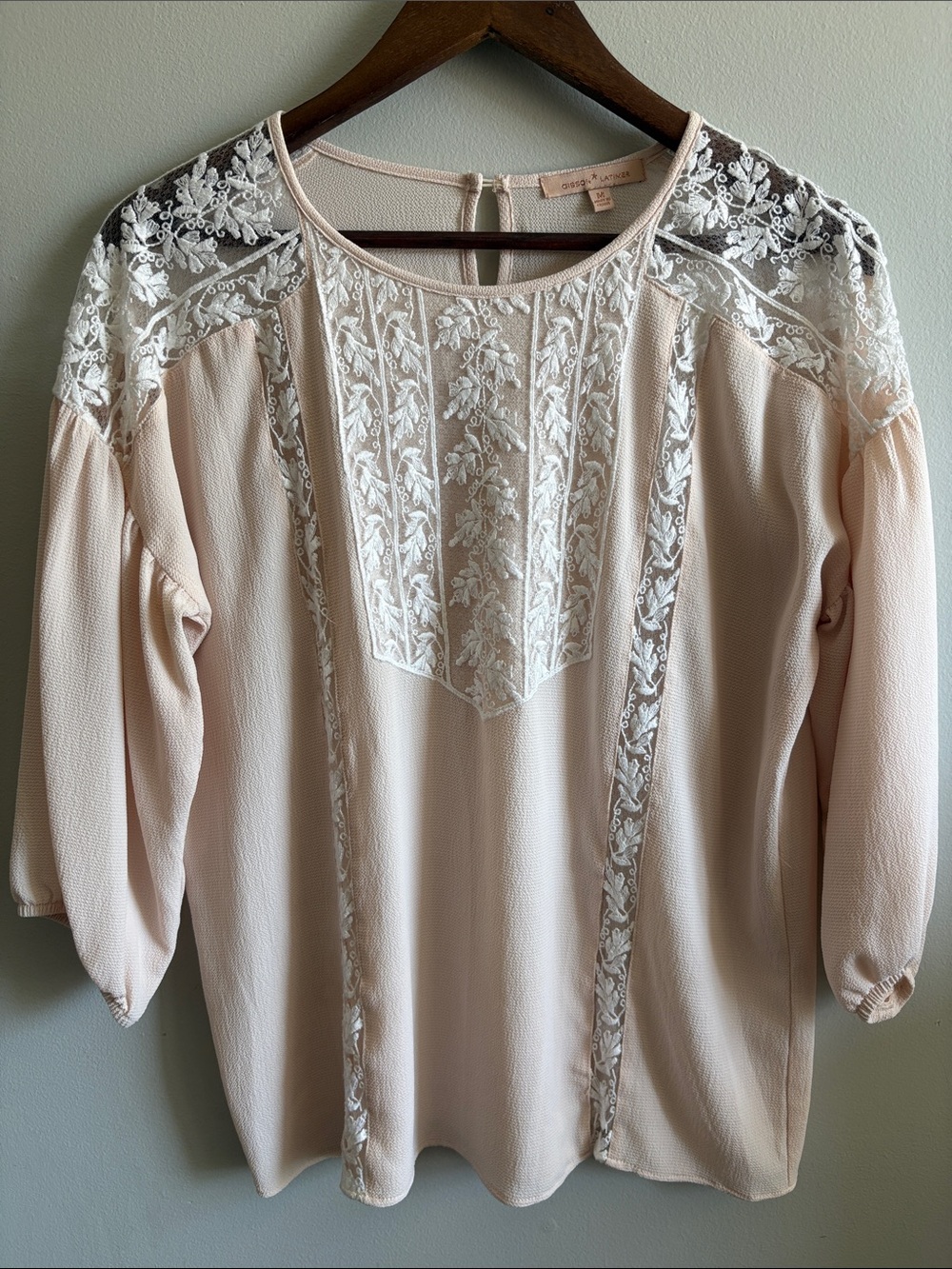 Gibson Latimer Blush Lace Embroidered Blouse Medium Romantic Boho